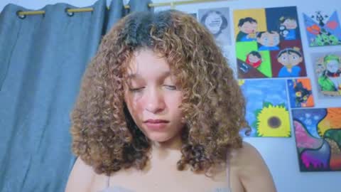 Snapshot of ada_gales_ chatting on 30, 4, 2026 Isa online show from 30, 4, 2026