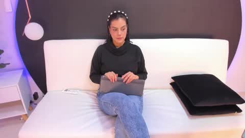    online show from 9, 3, 2026