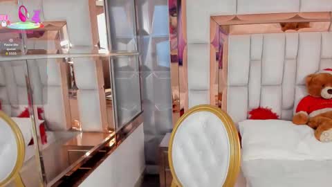 adalinarusell_ online show from 19, 12, 2025