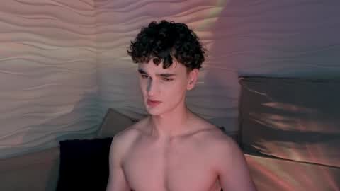 Adam online show from 15, 12, 2024