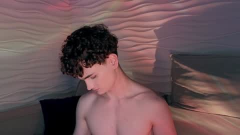 Adam online show from 15, 12, 2024