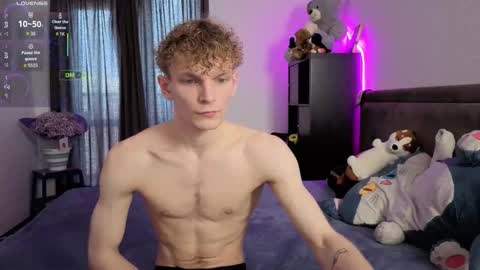 adam_chriss online show from 20, 10, 2025
