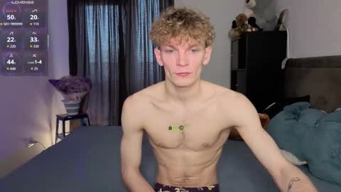 adam_chriss online show from 21, 10, 2025