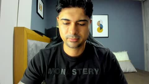 Snapshot of adam_clarke chatting on 24, 4, 2026 adam clarke online show from 24, 4, 2026
