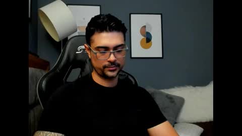 Snapshot of adam_clarke chatting on 16, 5, 2026 adam clarke online show from 16, 5, 2026