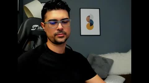 Snapshot of adam_clarke chatting on 16, 5, 2026 adam clarke online show from 16, 5, 2026