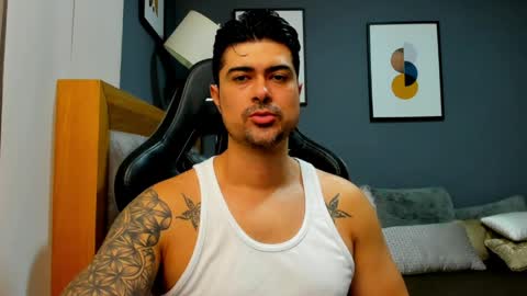 Snapshot of adam_clarke chatting on 24, 5, 2026 adam clarke online show from 24, 5, 2026