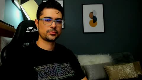Snapshot of adam_clarke chatting on 26, 5, 2026 adam clarke online show from 26, 5, 2026