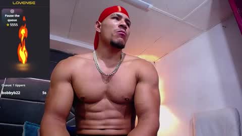 adam_fit19cm online show from 6, 11, 2025