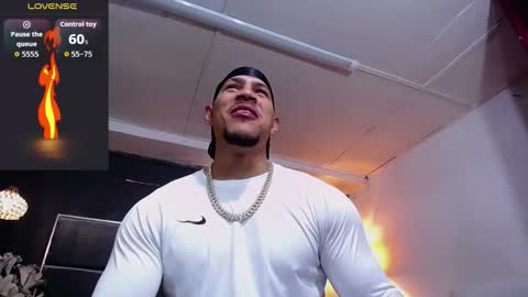 adam_fit19cm online show from 1, 12, 2025