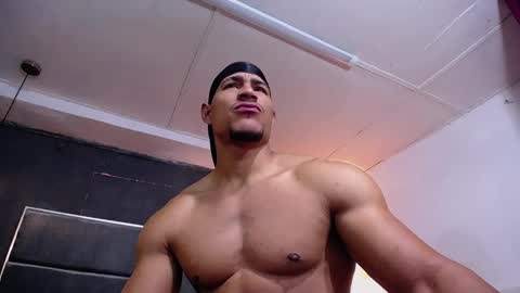 adam_fit19cm online show from 13, 2, 2026