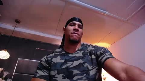 adam_fit19cm online show from 18, 2, 2026