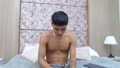 adam_piarse online show from 19, 2, 2026