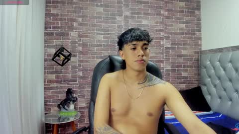 Snapshot of adamcoox chatting on 27, 12, 2024 Adam online show from 27, 12, 2024