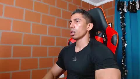 Adan Sin online show from 3, 1, 2025