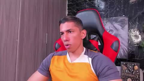 Adan Sin online show from 4, 12, 2025