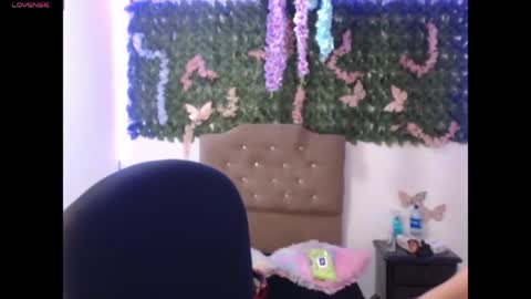 Snapshot of adara_cute_69 chatting on 18, 5, 2026 Adara online show from 18, 5, 2026