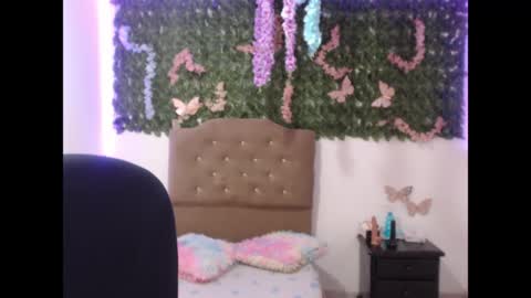 Snapshot of adara_cute_69 chatting on 27, 5, 2026 Adara online show from 27, 5, 2026