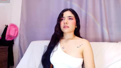  Adara Johnson  online show from 25, 10, 2025