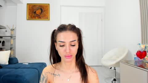 Snapshot of addictive_t chatting on 23, 12, 2024 Tori online show from 23, 12, 2024