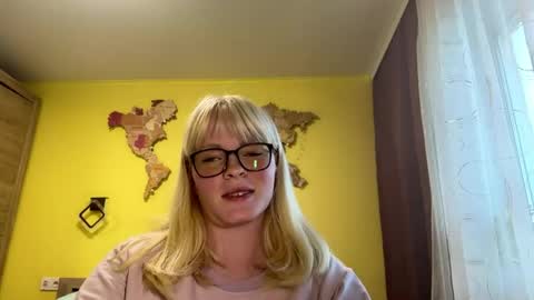 Snapshot of addieflamer chatting on 3, 6, 2026 Lesly online show from 3, 6, 2026
