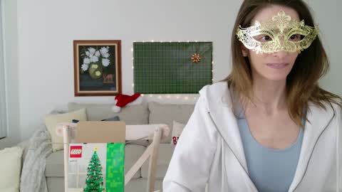 Snapshot of addieroseone chatting on 20, 12, 2024 Addison Rose  I am currently away for the holiday weekend. Streams start again on 1242024. Enjoy the holiday online show from 20, 12, 2024