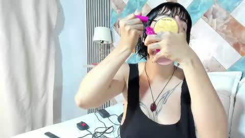 Snapshot of addison_avery chatting on 21, 6, 2026 addison_avery online show from 21, 6, 2026