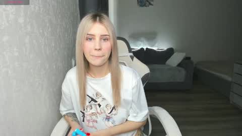 Adel online show from 25, 5, 2026