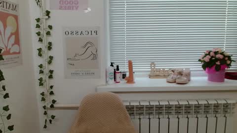 Snapshot of adele0_0 chatting on 16, 2, 2025 Adele online show from 16, 2, 2025