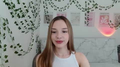 Snapshot of adele0_0 chatting on 2, 3, 2025 Adele online show from 2, 3, 2025