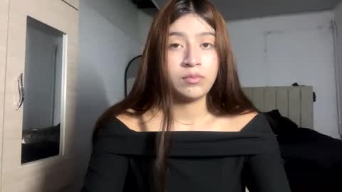 adellein foxx online show from 14, 10, 2025