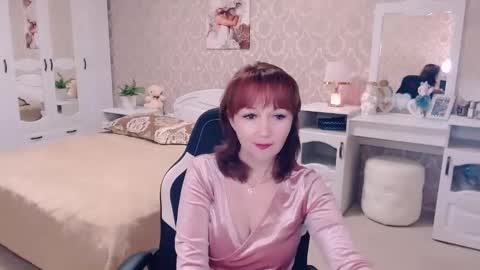 AdeleMoran online show from 1, 12, 2024