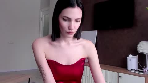 Adele Shine online show from 7, 11, 2025