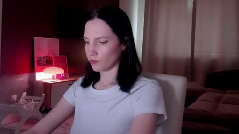 Adele Shine online show from 15, 4, 2026