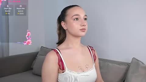Snapshot of adelexx_zll chatting on 20, 6, 2026 adelexx_zll online show from 20, 6, 2026