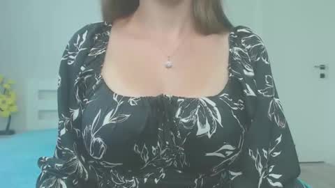 Snapshot of adelinalxnilss chatting on 13, 9, 2025 AdelinalXNilss online show from 13, 9, 2025