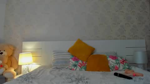 adellegirl online show from 19, 2, 2025