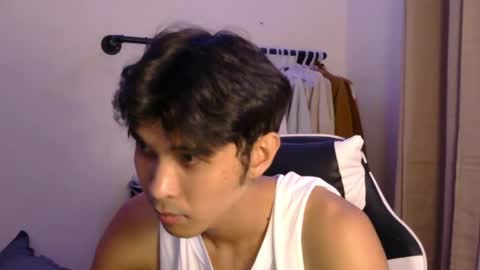 Snapshot of adios_amigo chatting on 15, 4, 2026 Amigo online show from 15, 4, 2026