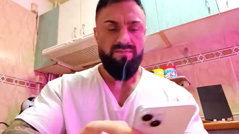 Adonis online show from 27, 11, 2025