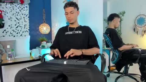 adonis_wb online show from 17, 12, 2025