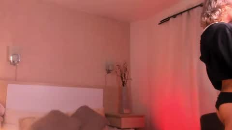 Snapshot of adonisaster chatting on 29, 4, 2026 Adonis online show from 29, 4, 2026