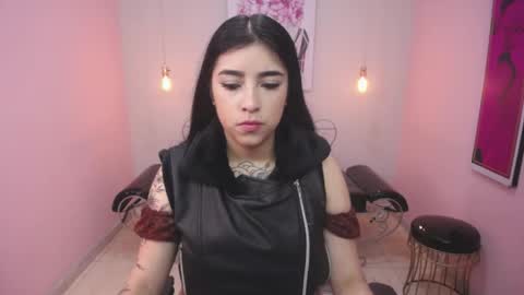 Snapshot of adri_gomez_1 chatting on 29, 4, 2026 Adri online show from 29, 4, 2026