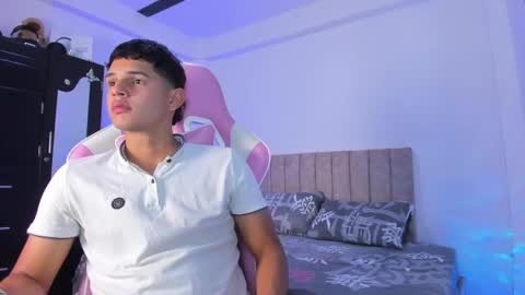 ADRIAN online show from 3, 3, 2026