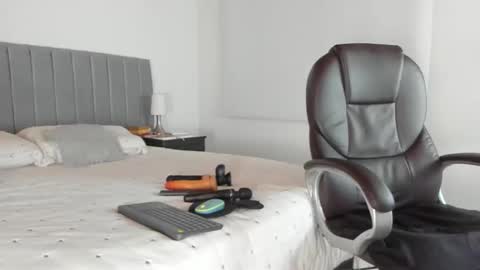 Adriana online show from 3, 3, 2026