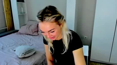 Adriana online show from 4, 6, 2026