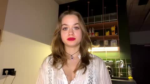 Snapshot of adrianaelizy chatting on 6, 2, 2025 adrianaelizy online show from 6, 2, 2025