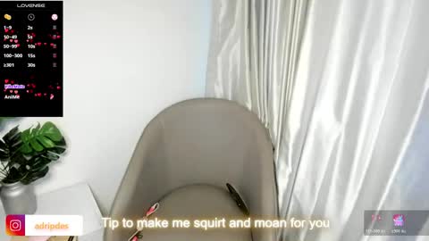Snapshot of adrianapdes chatting on 8, 5, 2026 Adriana Paredes online show from 8, 5, 2026