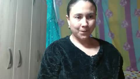Snapshot of adrianatellez chatting on 6, 2, 2025 Adriana Tellez online show from 6, 2, 2025