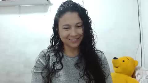 Snapshot of adrianatellez chatting on 11, 10, 2025 Adriana Tellez online show from 11, 10, 2025