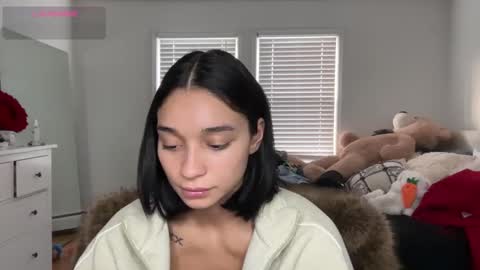 Adrianna  online show from 23, 11, 2025